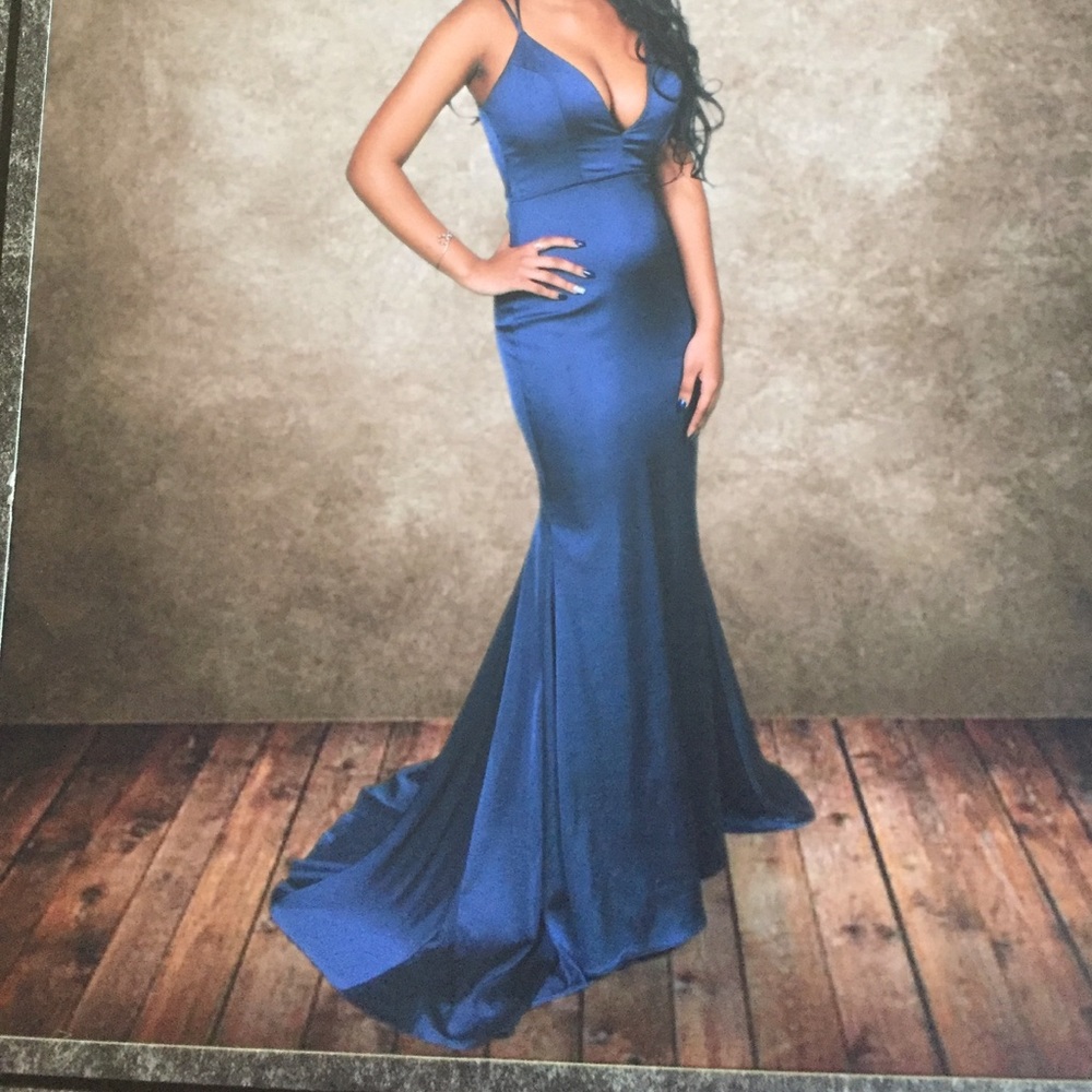 Prom gown